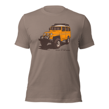  Mens T shirt in tan with a drawing of a landcruiser offroading truck in yellow with big tires from the brand River to Ridge