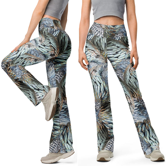 Turkey Feather Pattern Flared leggings, XS-4XL, Hidden Pocket, “Lifting"