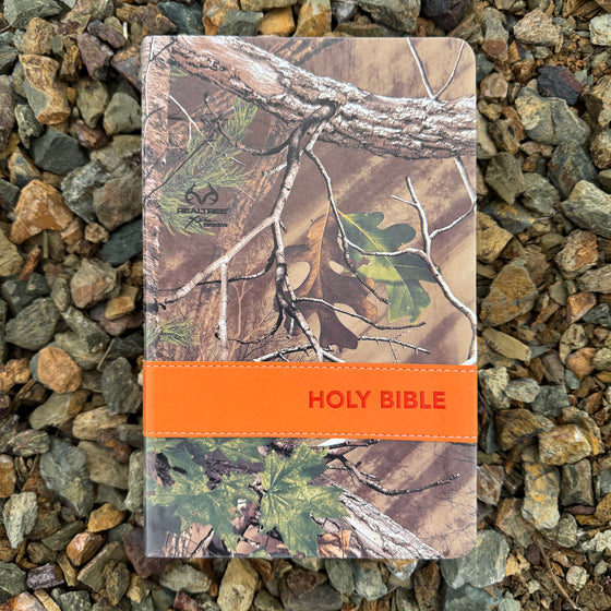 FREE Shipping, Leather Realtree Camo Outdoorsman's Bible