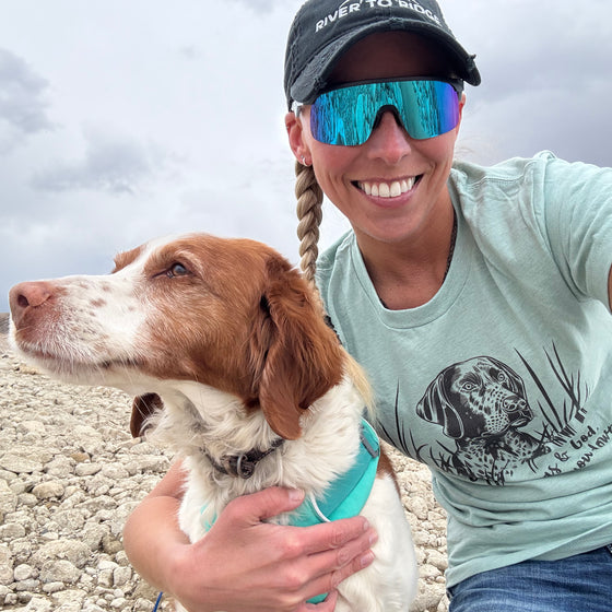 Women's Good Ol' Dogs & God Christian Hunting Dog Shirt