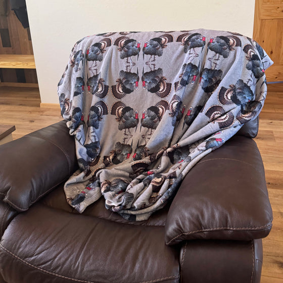 Fleece Throw Turkey Hunting Blanket, Hypo-Allergenic