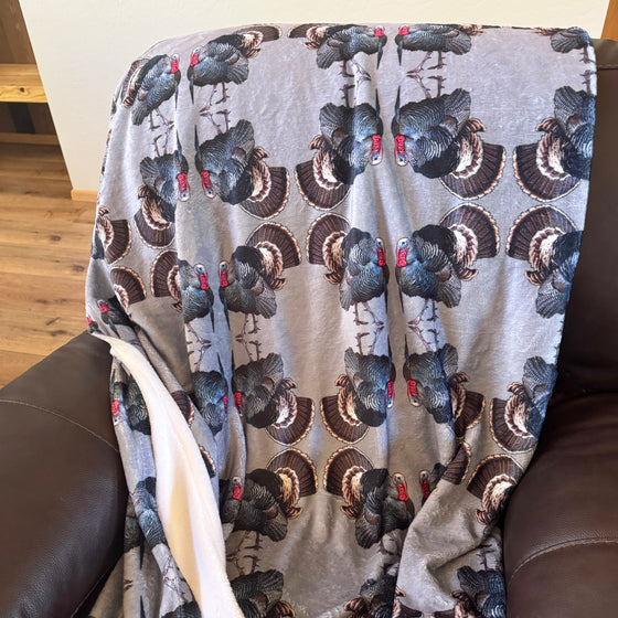 Fleece Throw Turkey Hunting Blanket, Hypo-Allergenic