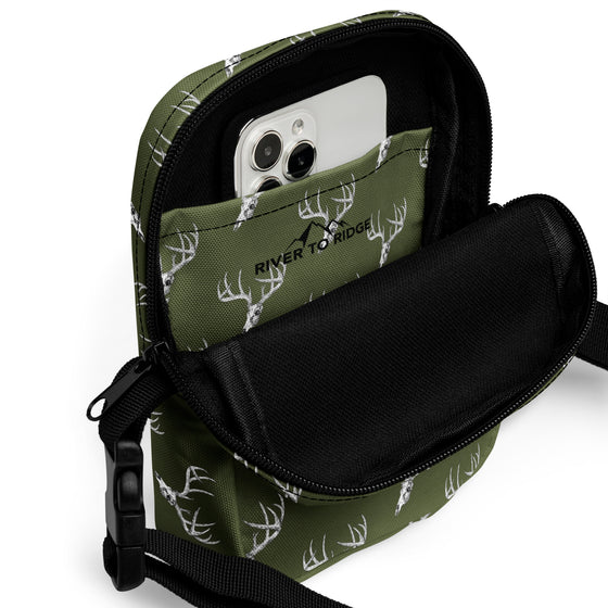 Whitetail Deer Crossbody / Concealed Carry Bag, Water Resistant